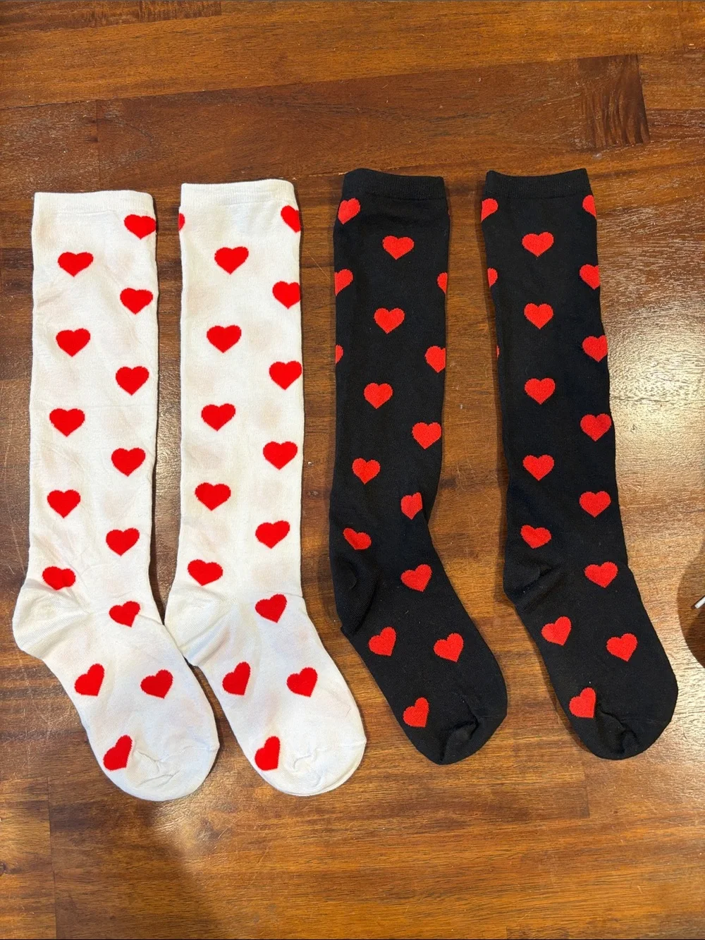 Red Heart Pattern Knee-High Socks for women-2 pairs